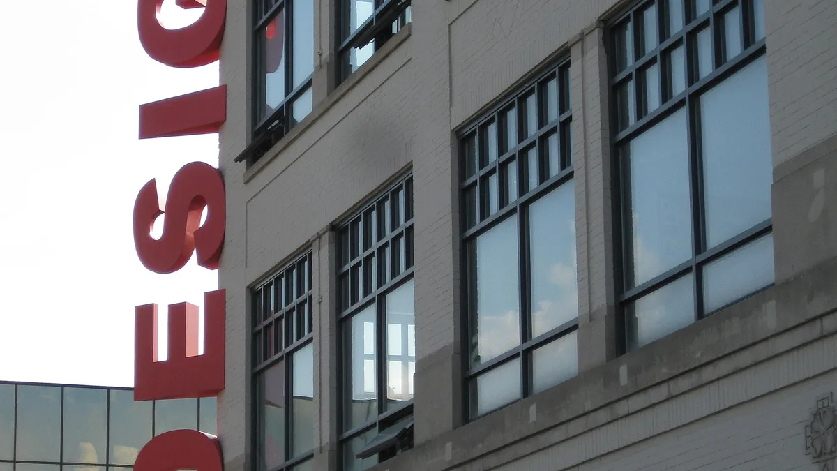 Advertising And Design